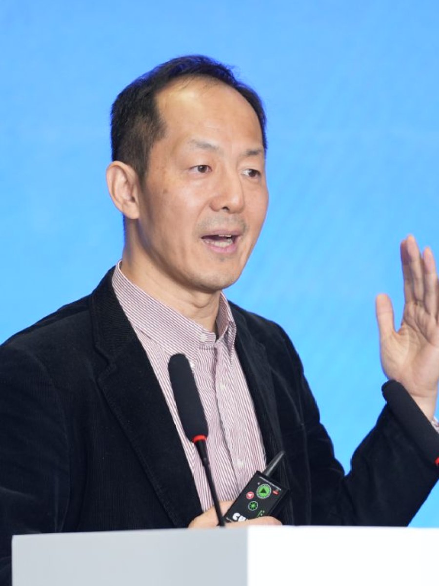 董斌肖像